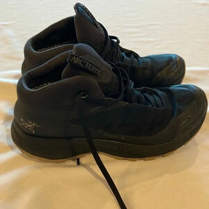 Arc’teryx Aerios FL Mid GORE-TEX Men’s Boot size 6.5 waterproof‎ hiking climbing